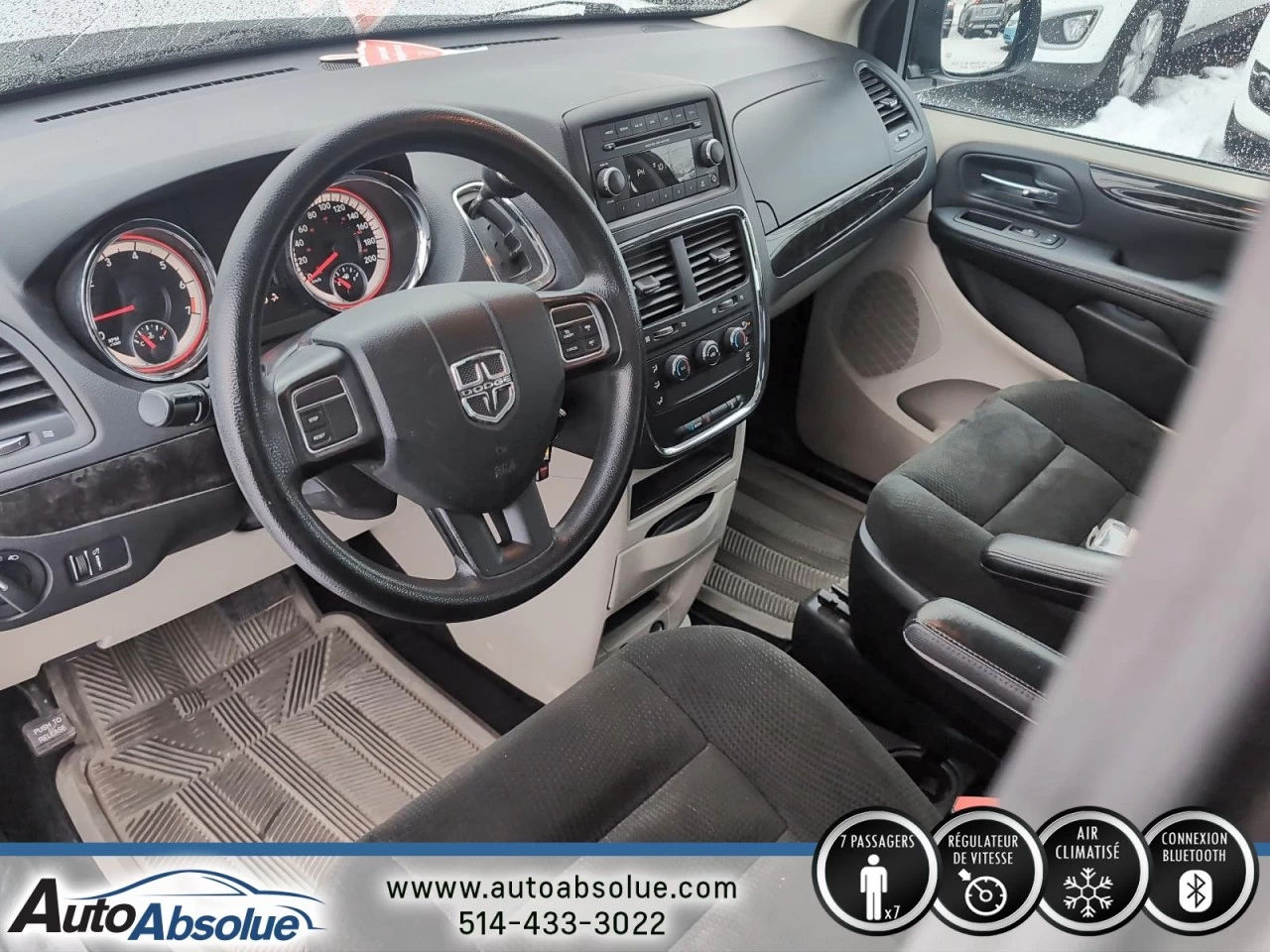 2015 Dodge Grand Caravan Canada Value Package Main Image