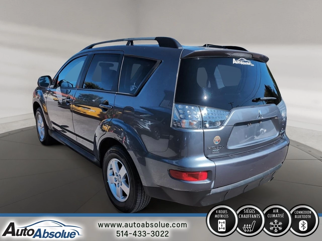 2012 Mitsubishi Outlander ES Main Image