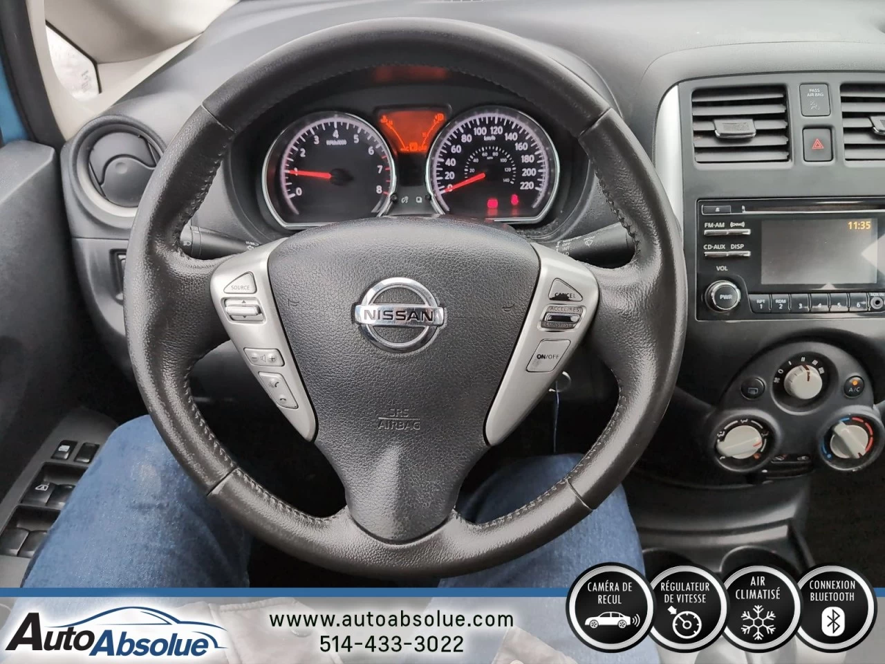 2014 Nissan Versa Note SV Main Image