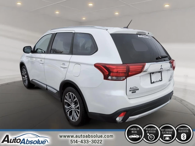 Mitsubishi Outlander ES 2016