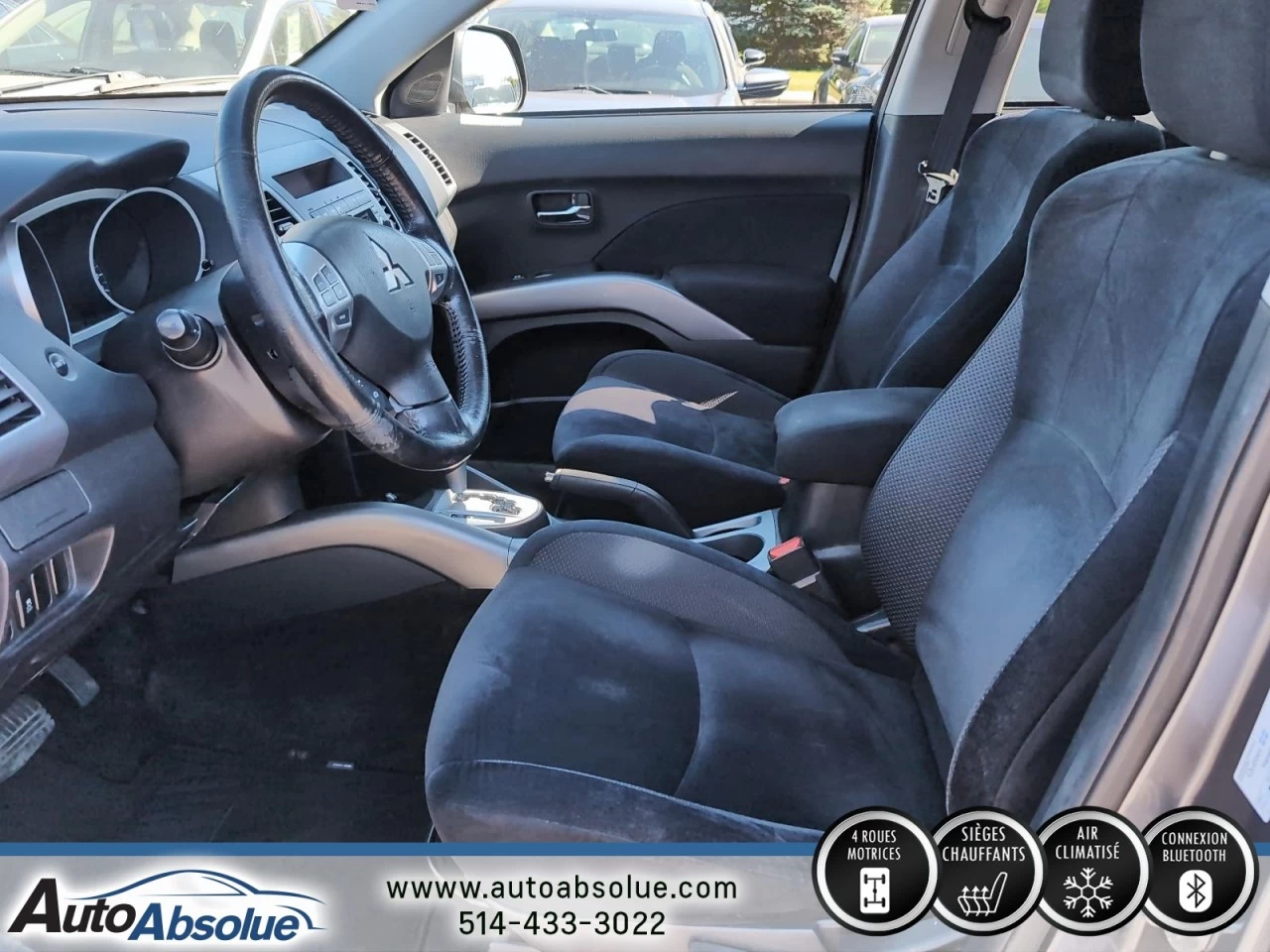 2012 Mitsubishi Outlander ES Main Image