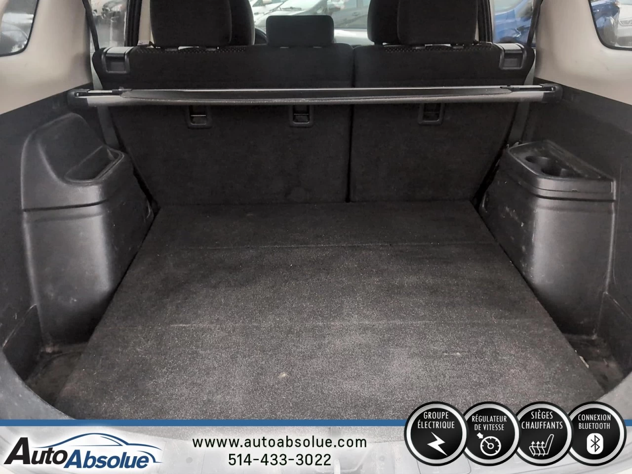 2016 Mitsubishi Outlander ES Main Image