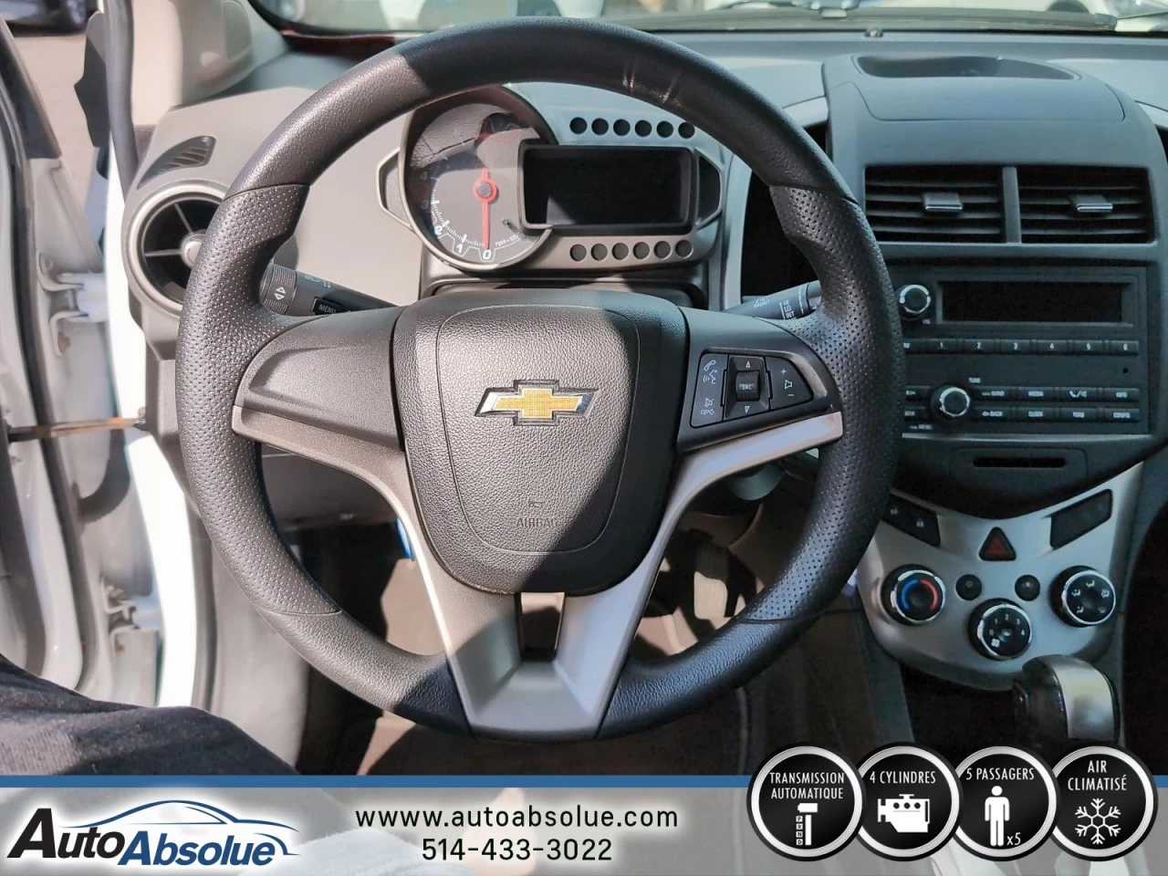 2014 Chevrolet Sonic LS Image principale
