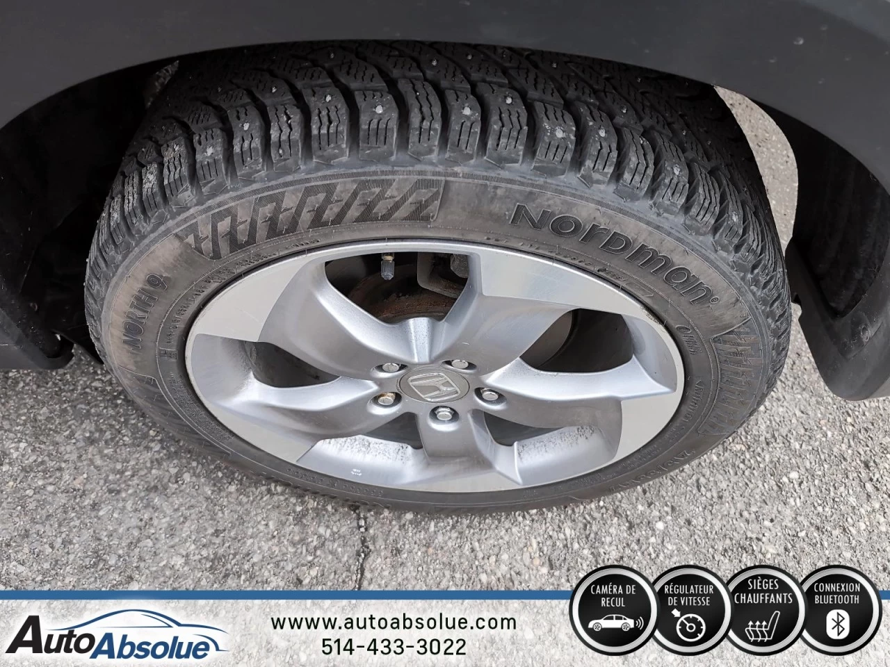 2018 Toyota RAV4 XLE Main Image