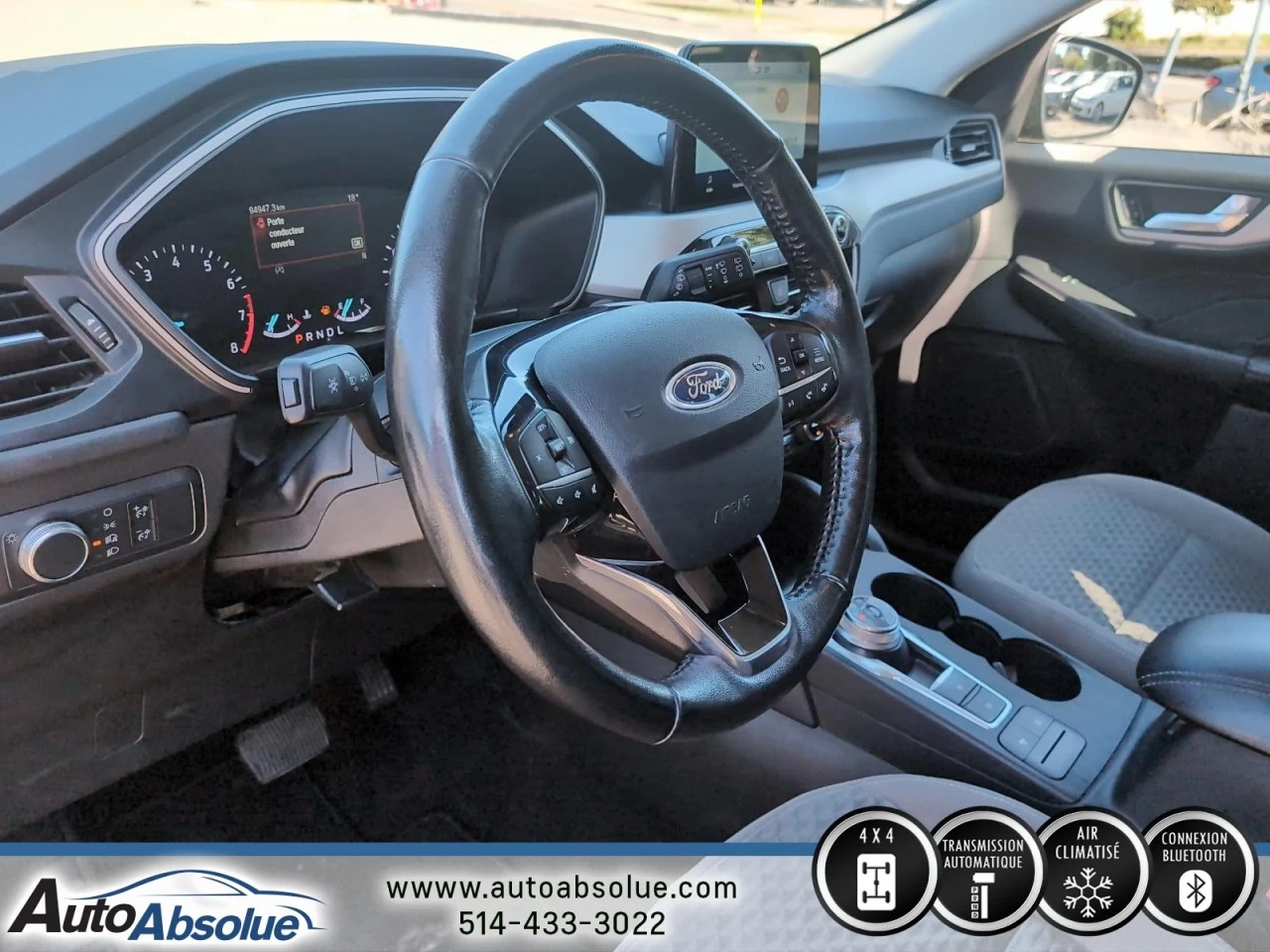 2021 Ford Escape SE Image principale