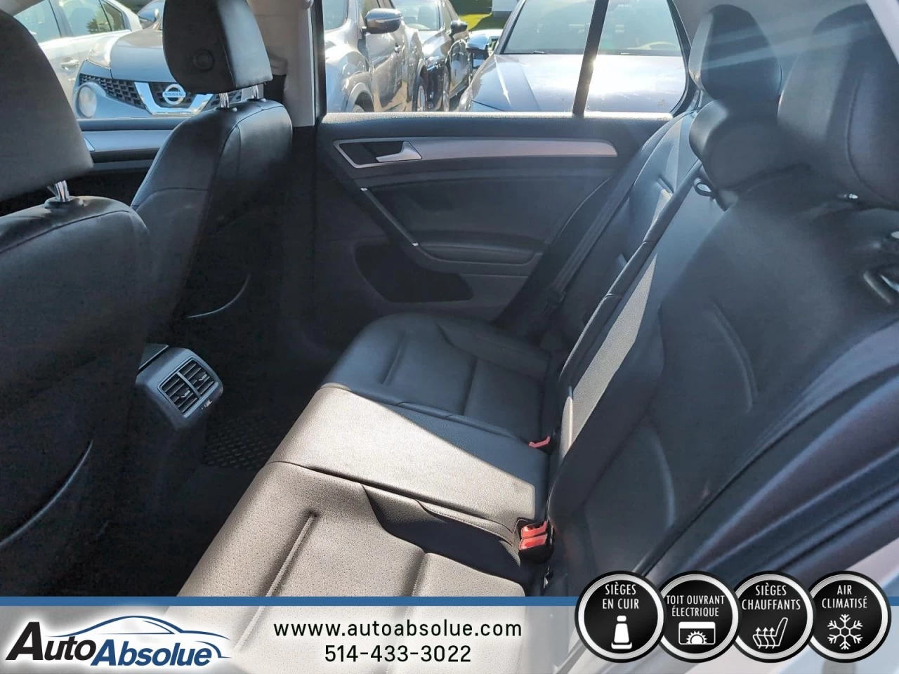 2015 Volkswagen Golf Trendline Main Image