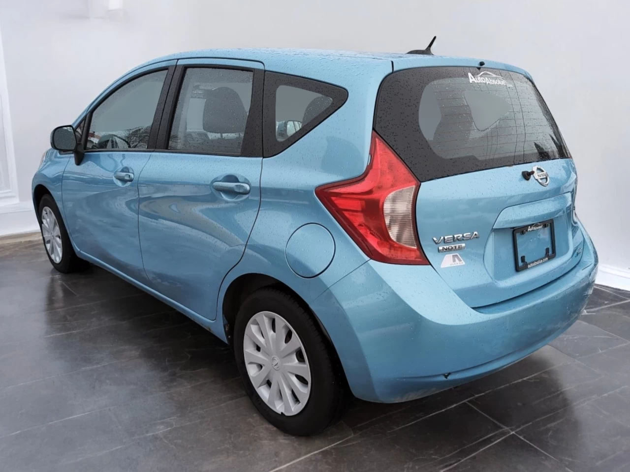 2014 Nissan Versa Note SV Main Image