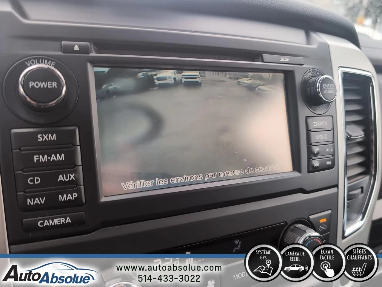 2017 Nissan Titan SV 4x4 Main Image