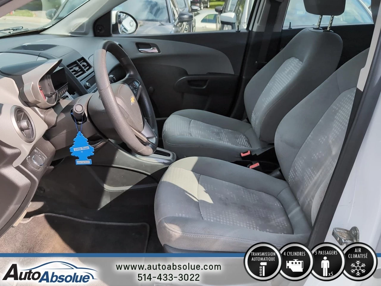 2014 Chevrolet Sonic LS Image principale