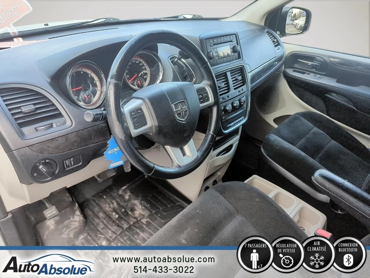 2016 Dodge Grand Caravan SXT Main Image