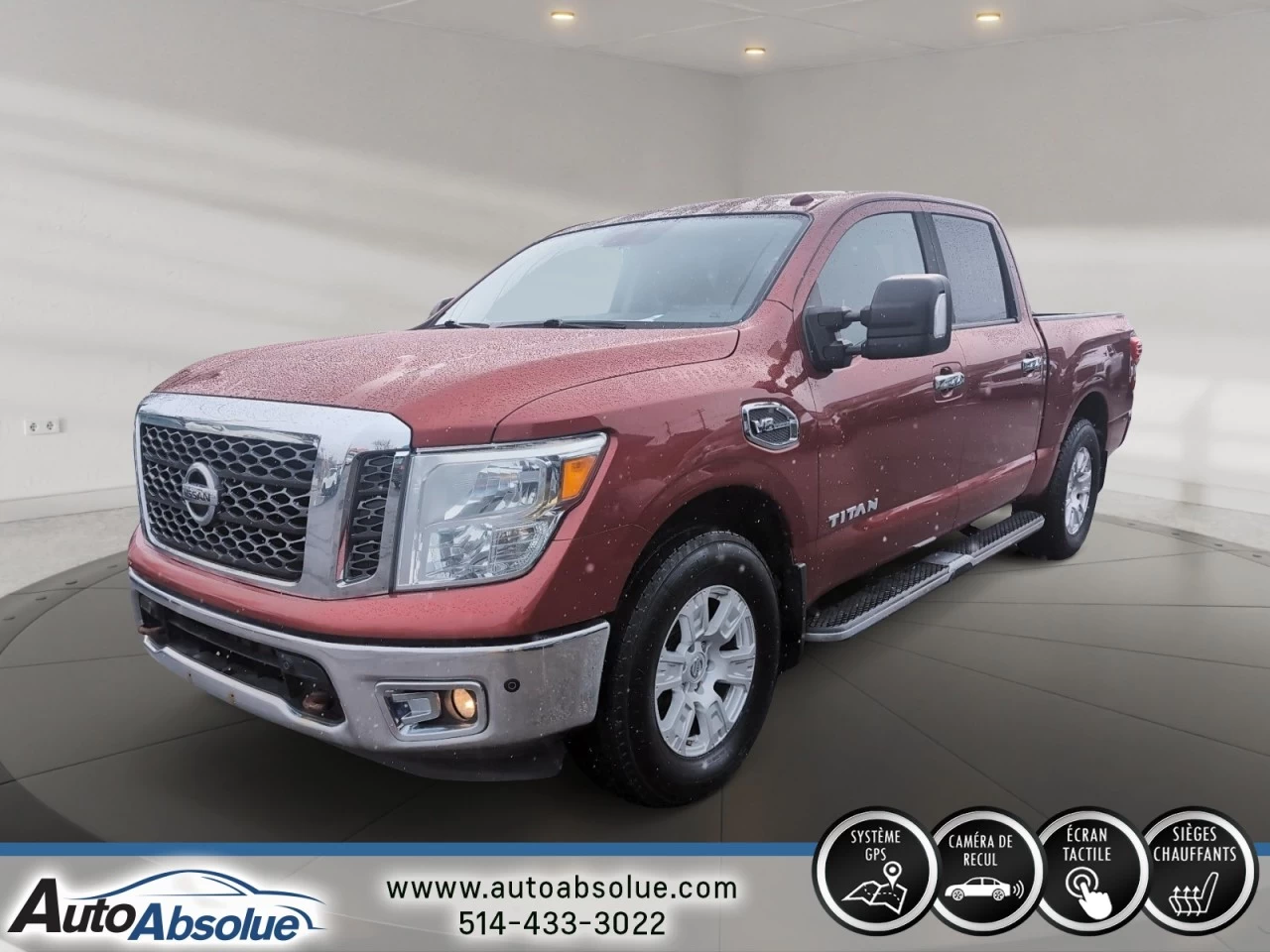 2017 Nissan Titan SV 4x4 Main Image