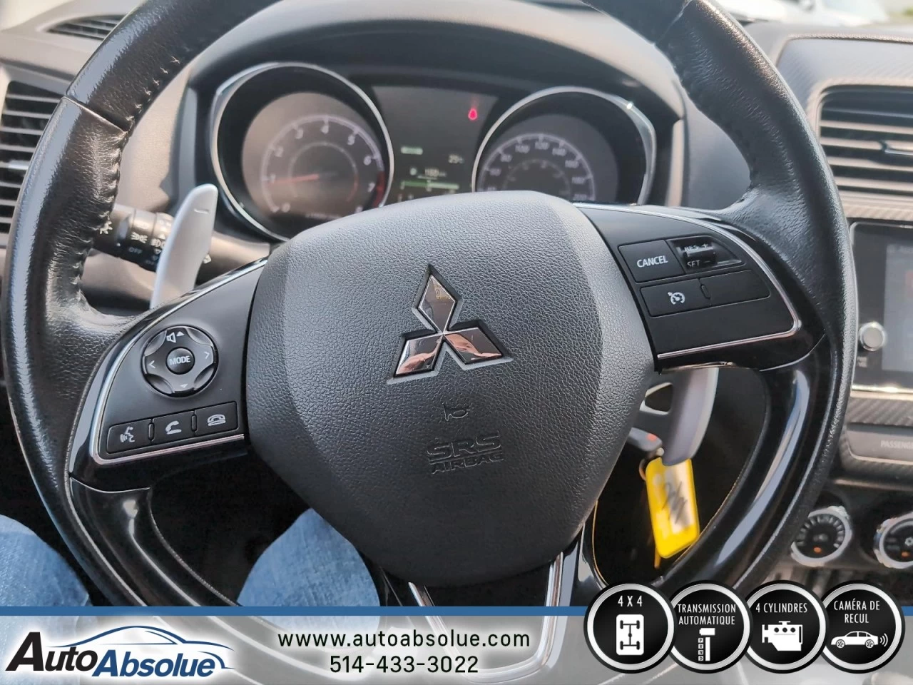 2018 Mitsubishi RVR SE LTD Main Image