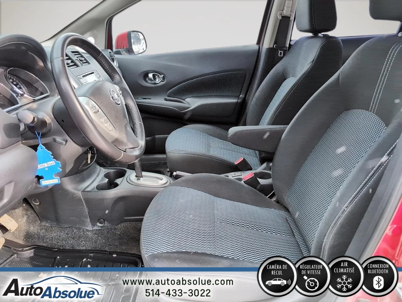 2014 Nissan Versa Note SV Image principale