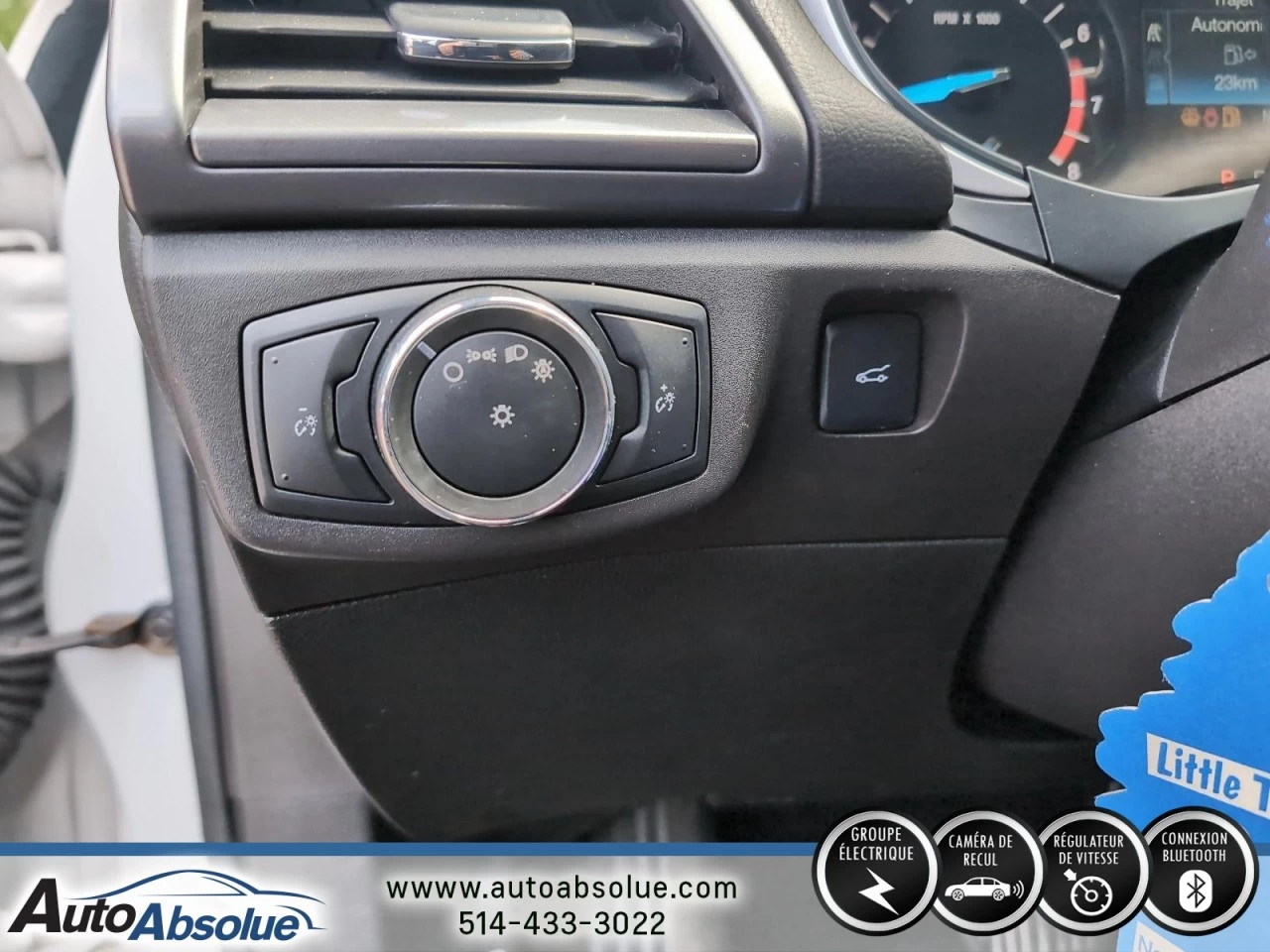 2016 Ford Fusion SE Main Image