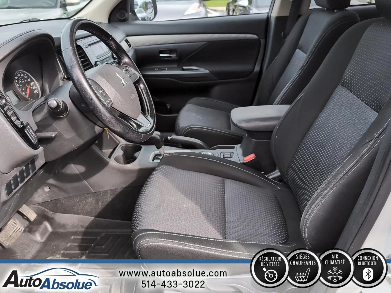 2016 Mitsubishi Outlander ES Main Image