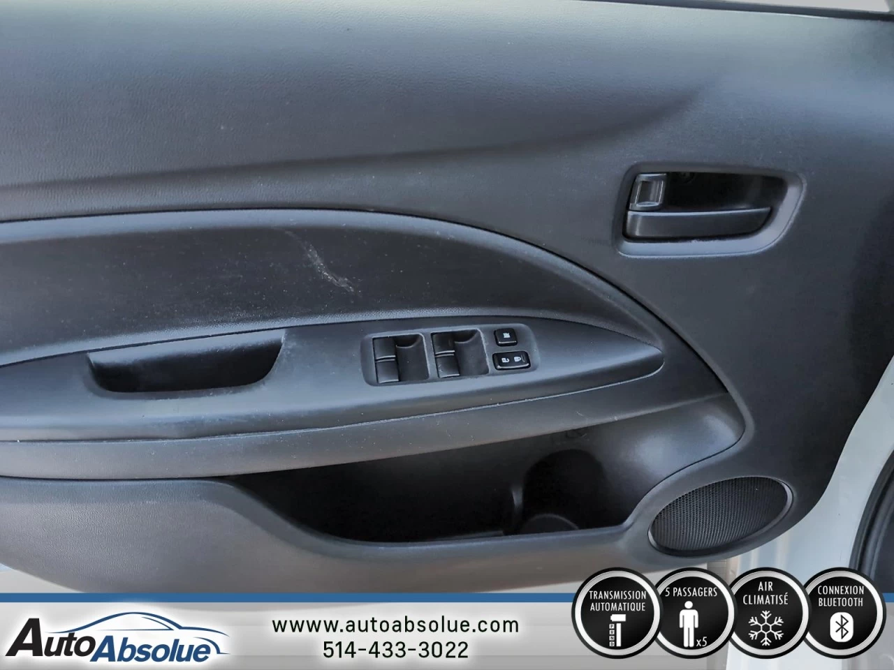 2015 Mitsubishi Mirage ES Main Image