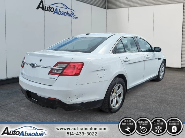 Ford Taurus 4dr Sdn AWD 2015