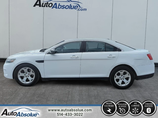 Ford Taurus 4dr Sdn AWD 2015