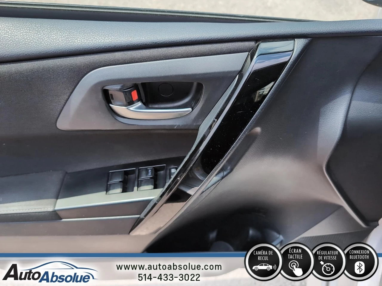 2016 Scion iM 4dr HB Image principale