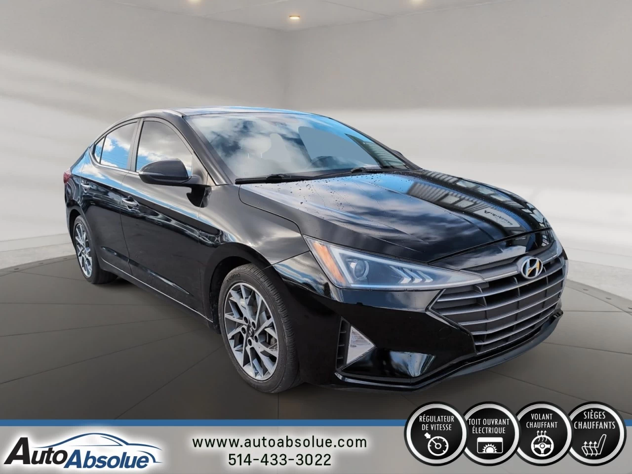 2020 Hyundai Elantra Luxury Main Image