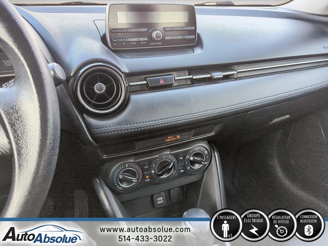 2016 Toyota Yaris 4dr Sdn Main Image