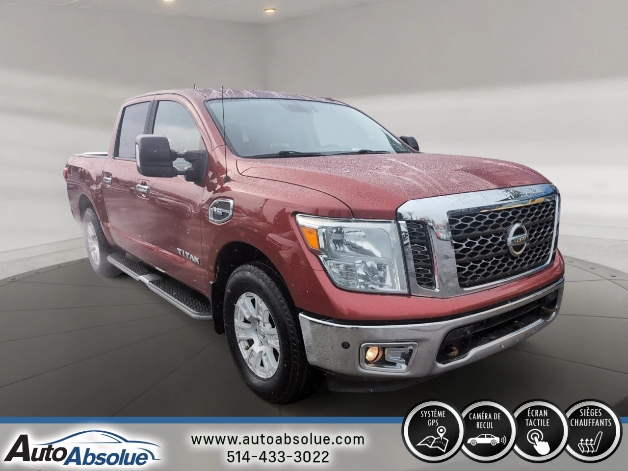 2017 Nissan Titan SV 4x4 Main Image