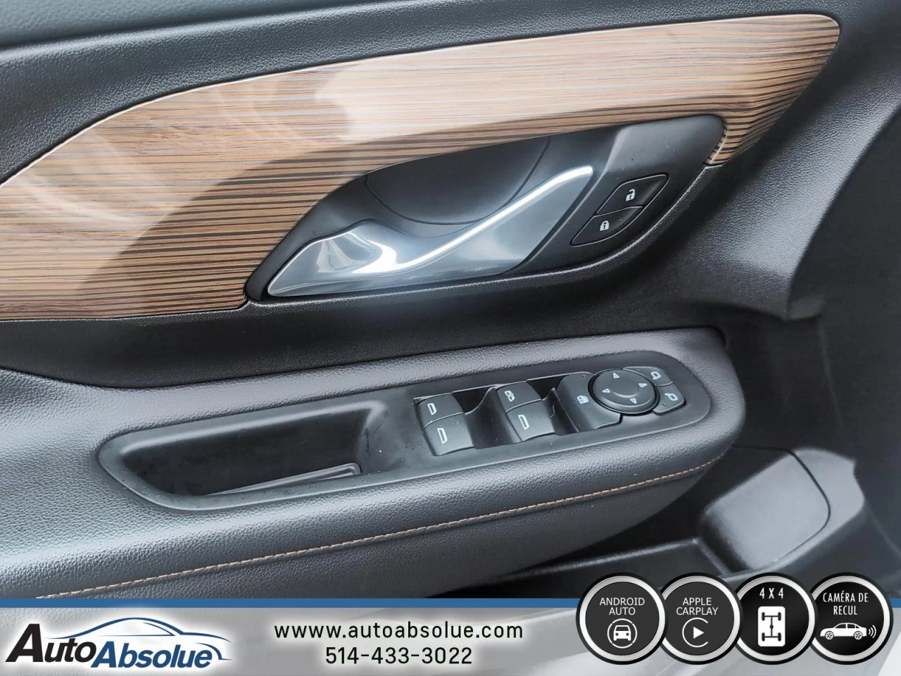 2020 GMC Terrain SLE Main Image