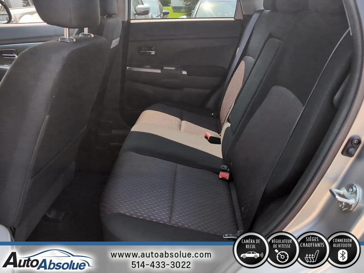 2018 Mitsubishi RVR SE LTD Image principale