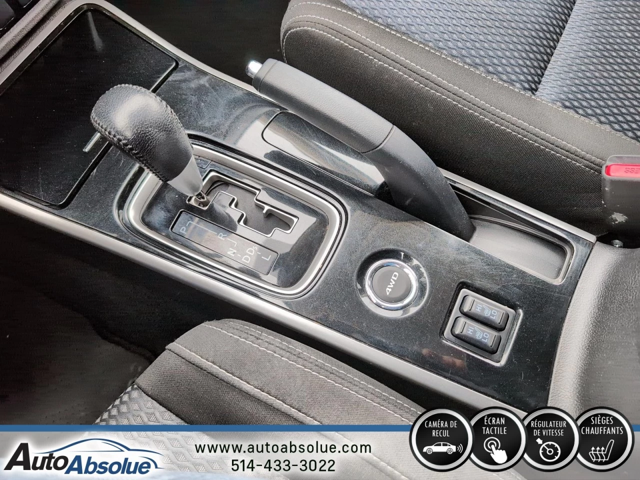 2017 Mitsubishi Outlander ES Main Image