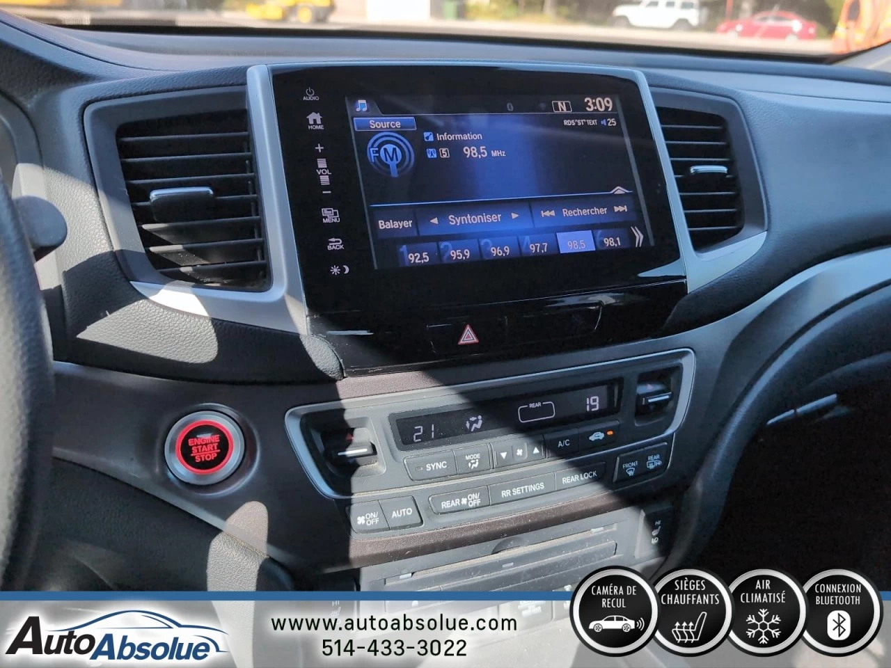 2017 Honda Pilot LX Main Image