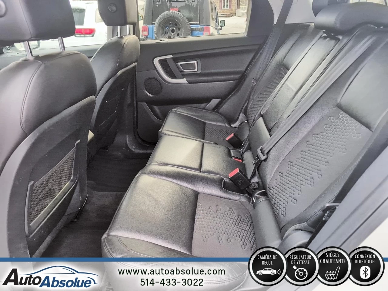 2019 Land Rover Discovery Sport SE Main Image