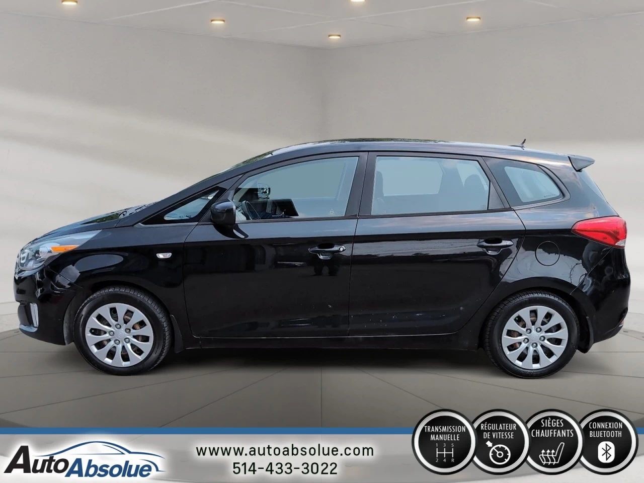 2014 Kia Rondo LX Main Image