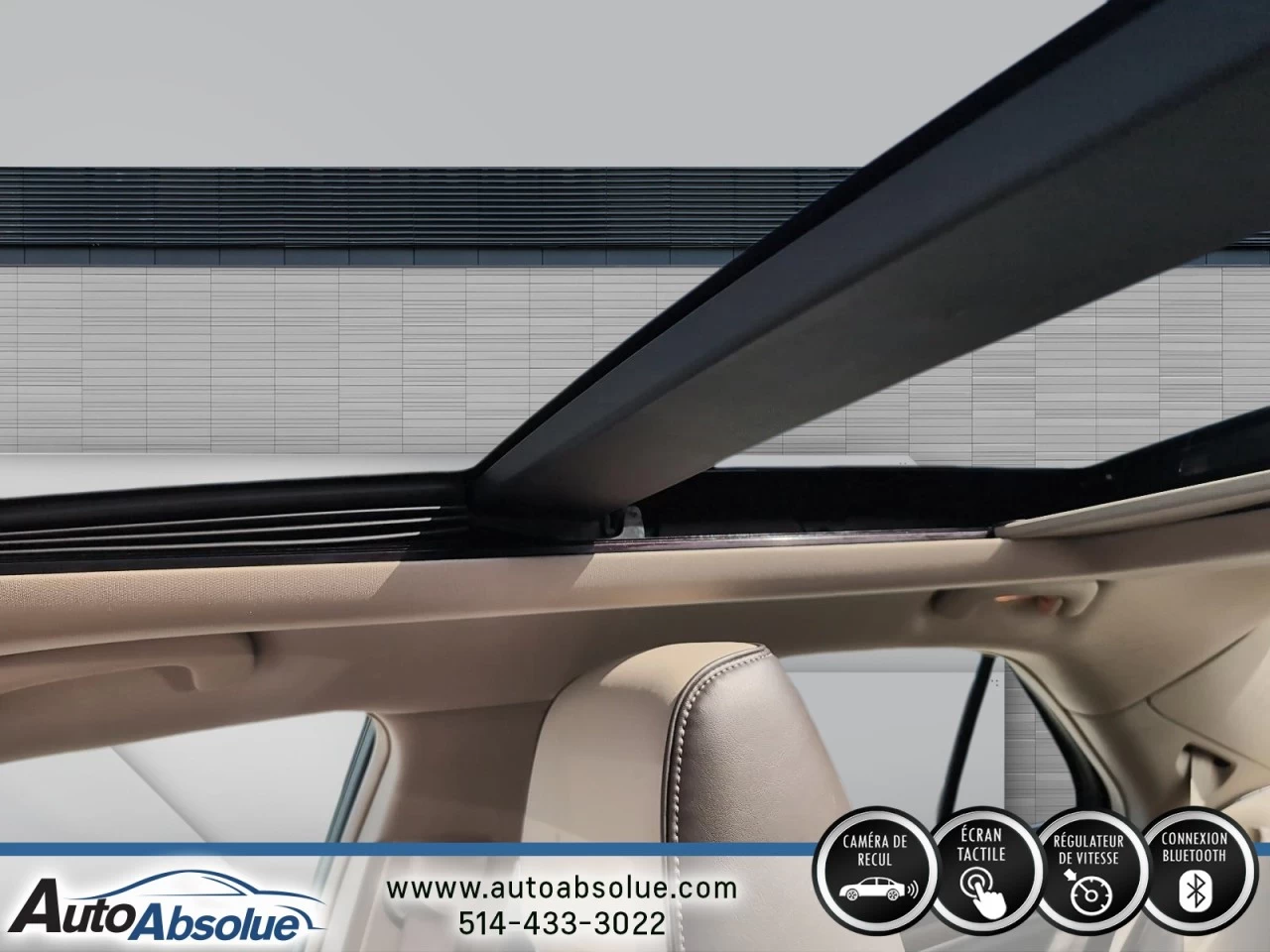 2013 Chrysler 300 Luxury Series Main Image