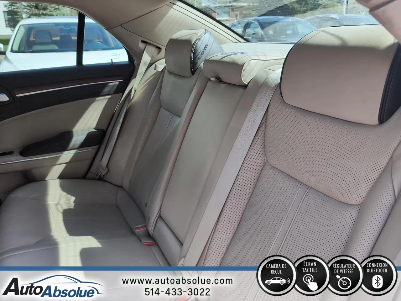 2013 Chrysler 300 Luxury Series Main Image