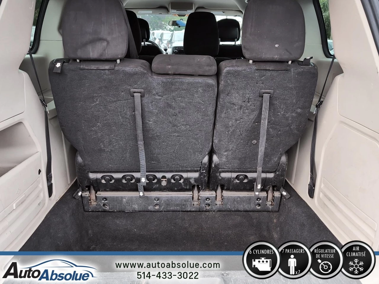 2014 Dodge Grand Caravan SE Main Image
