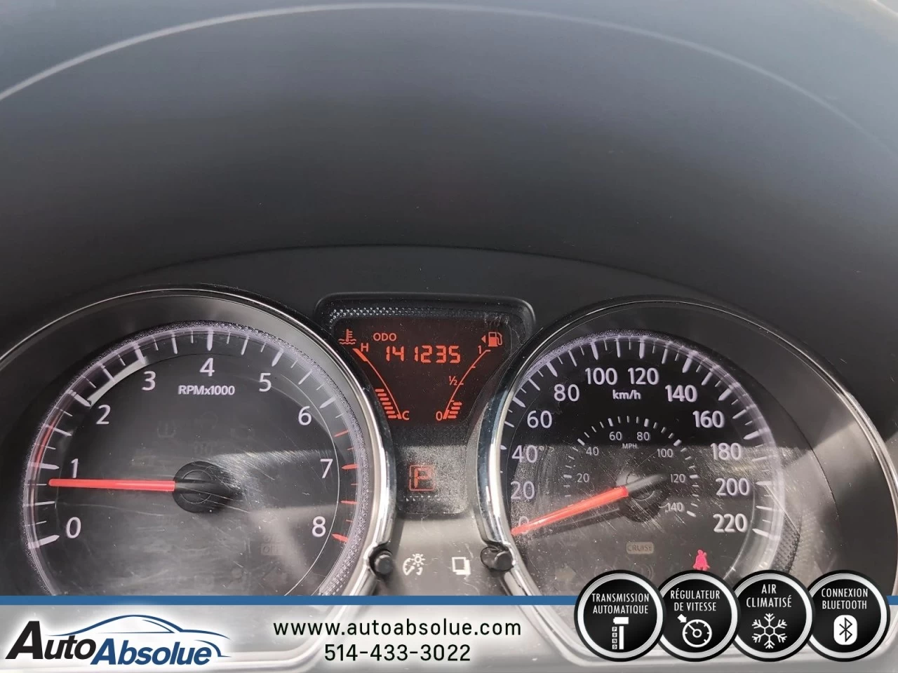 2014 Nissan Versa Note SV Main Image