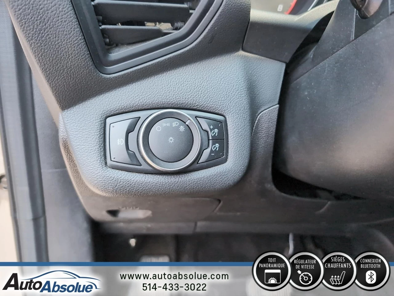 2015 Ford Escape SE Image principale