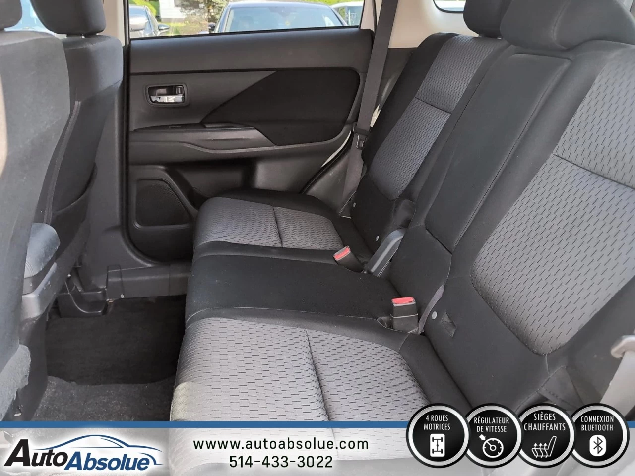 2014 Mitsubishi Outlander SE Main Image