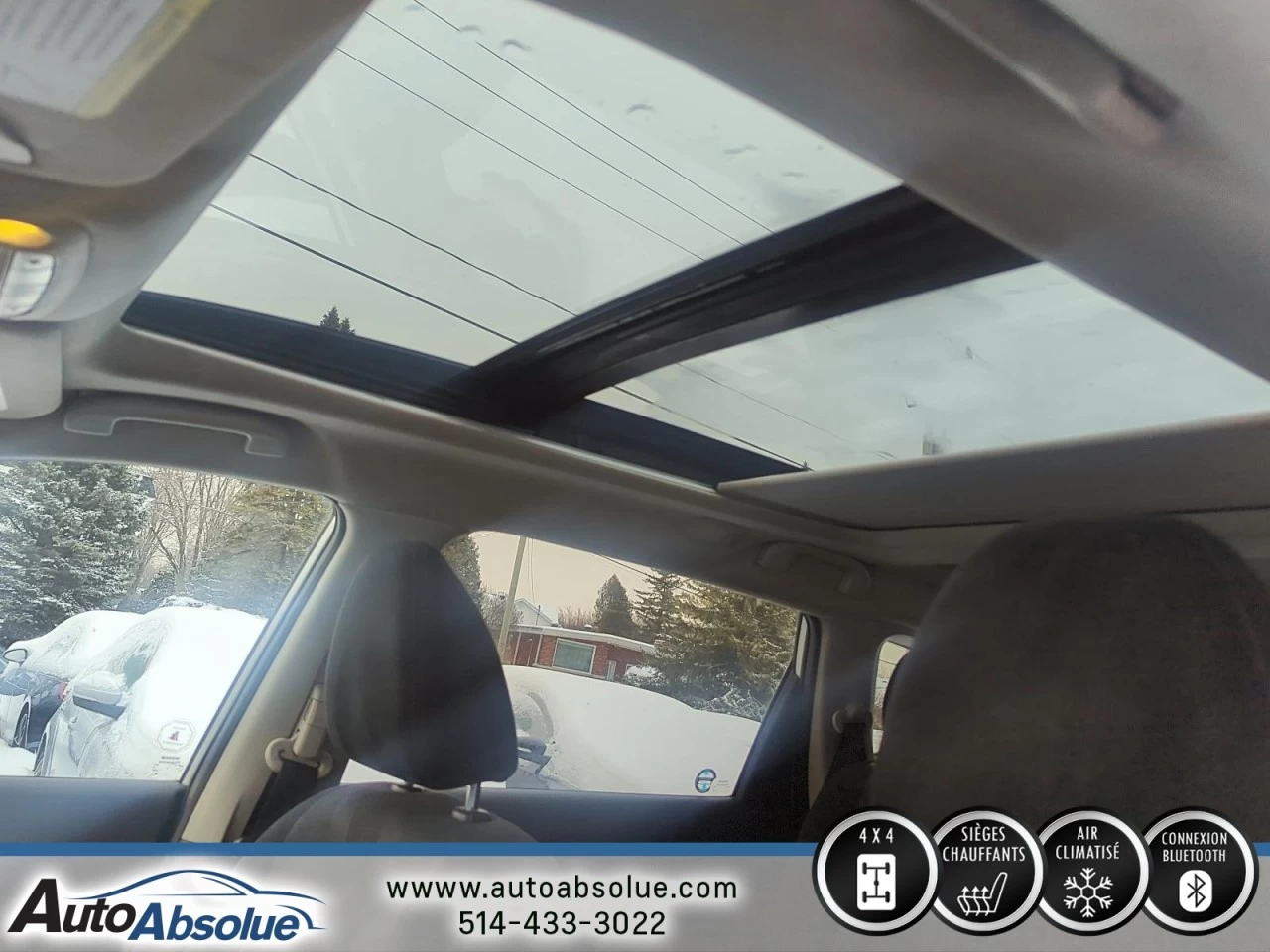 2014 Nissan Rogue SV Main Image