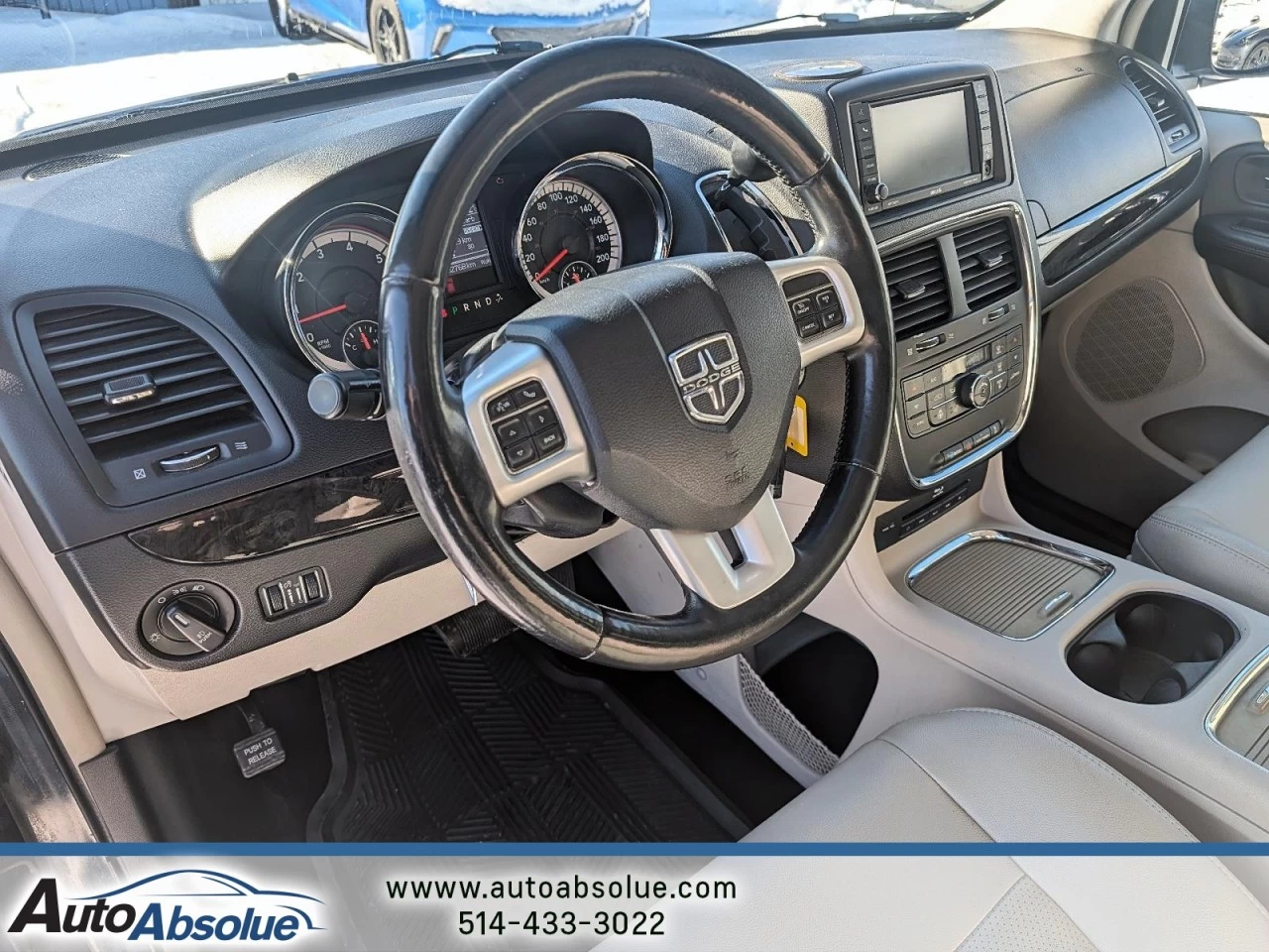 2014 Dodge Grand Caravan Crew Image principale