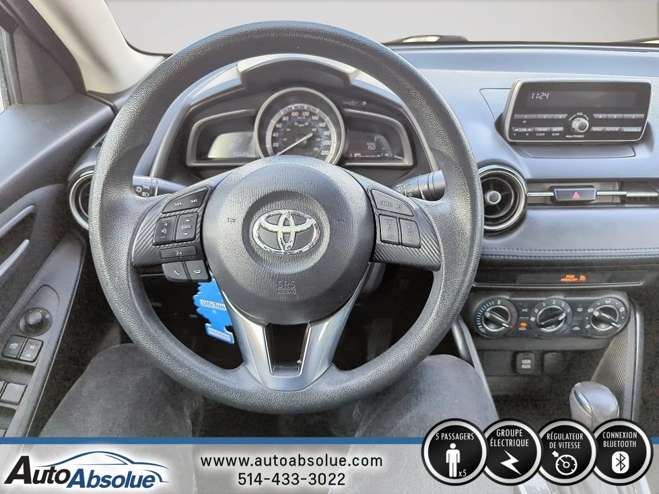 2016 Toyota Yaris 4dr Sdn Main Image