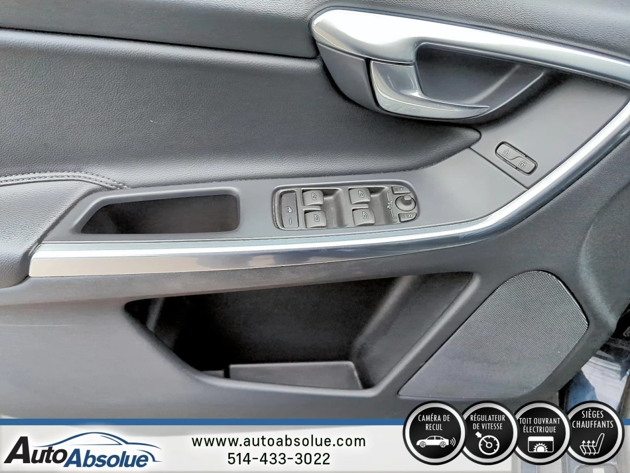 2015 Volvo XC60 T6 Drive-E Premier Plus Image principale