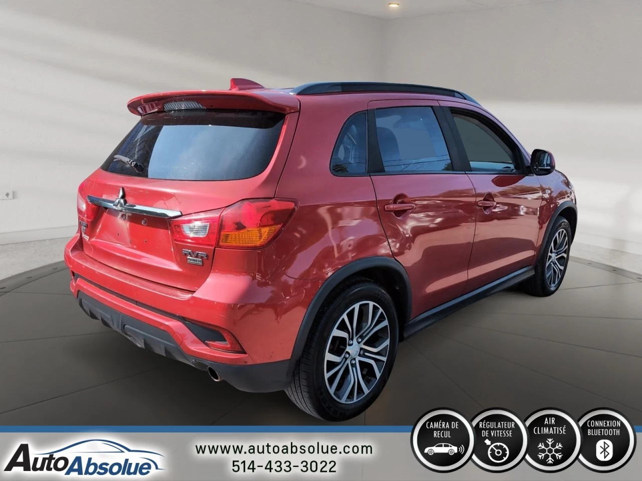 2018 Mitsubishi RVR SE LTD Image principale