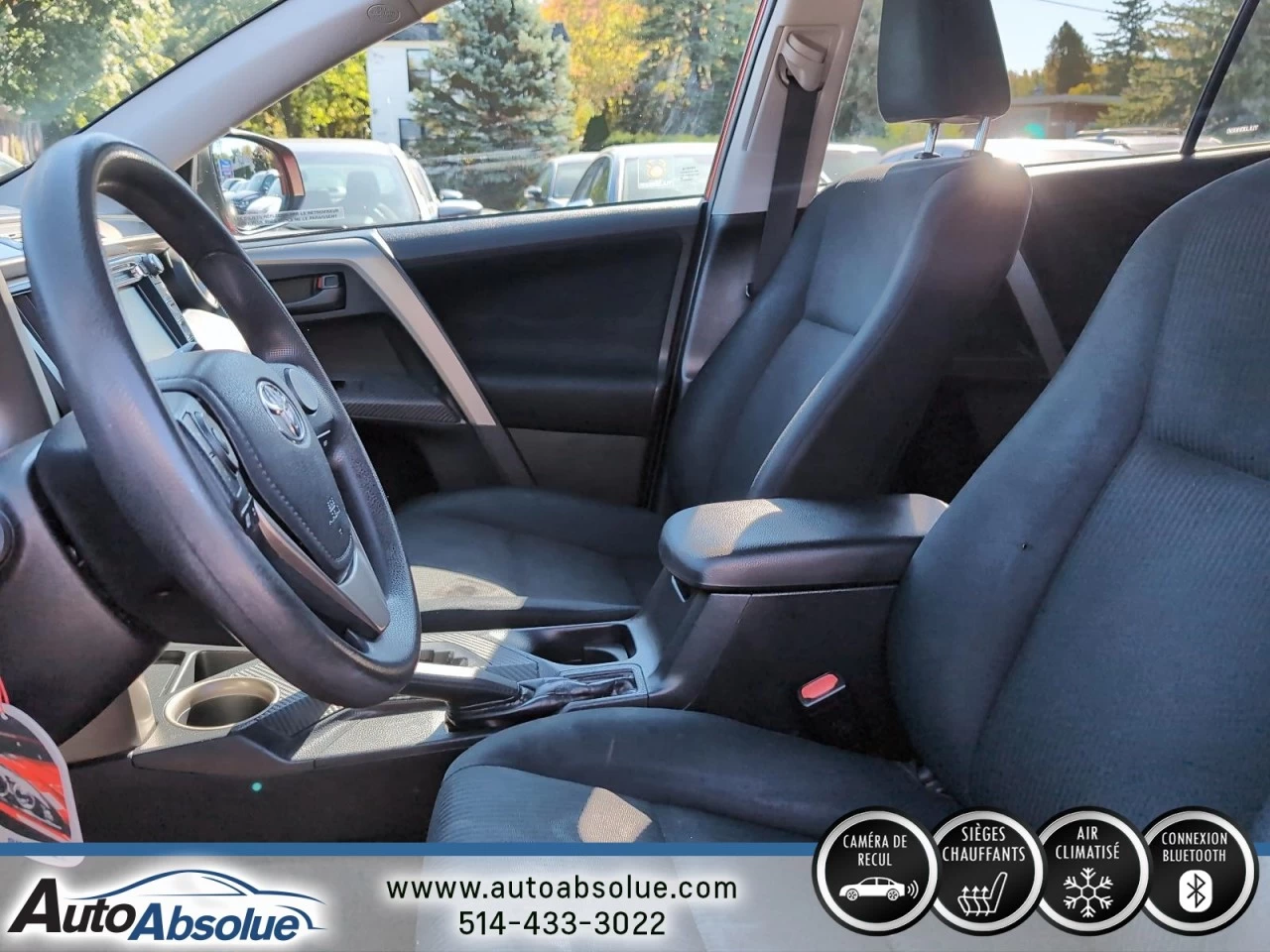 2015 Toyota RAV4 LE Main Image