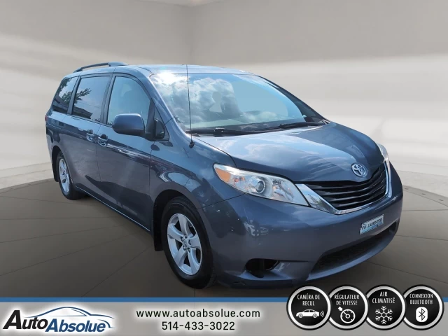 Toyota Sienna LE 2013