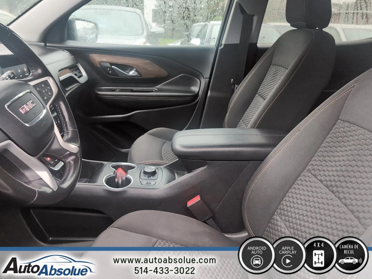 2020 GMC Terrain SLE Main Image