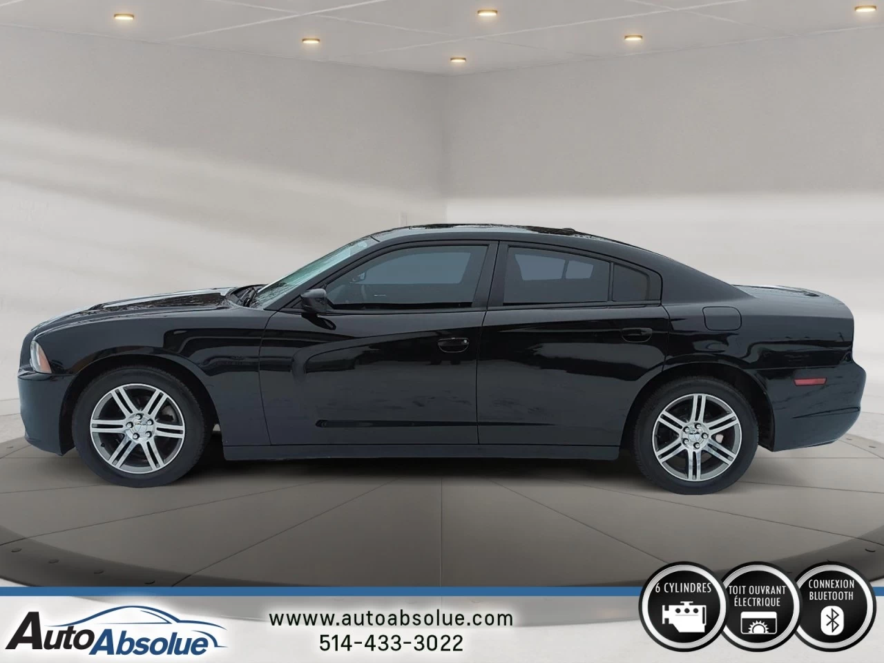 2013 Dodge Charger SXT Main Image