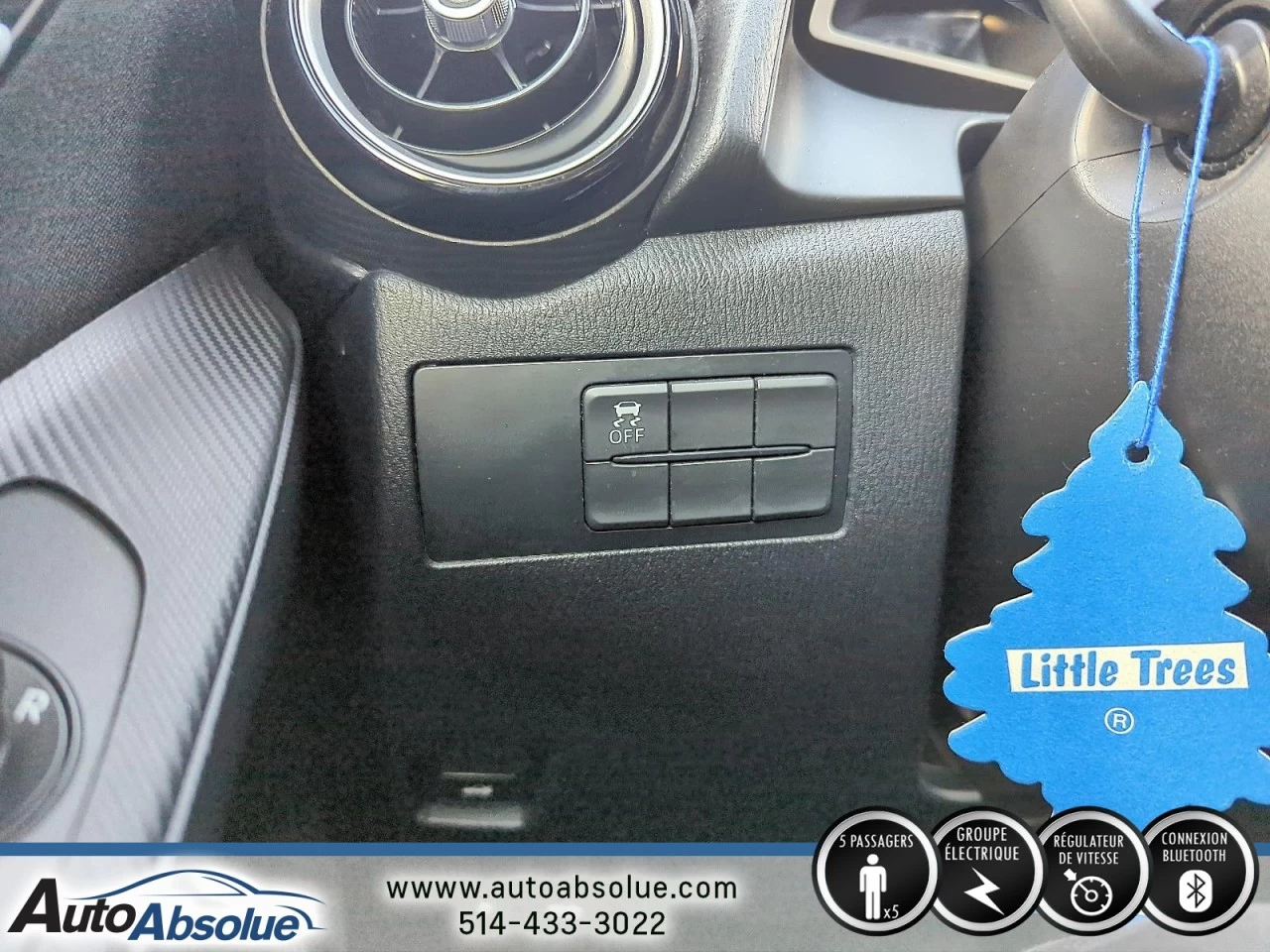 2016 Toyota Yaris 4dr Sdn Main Image