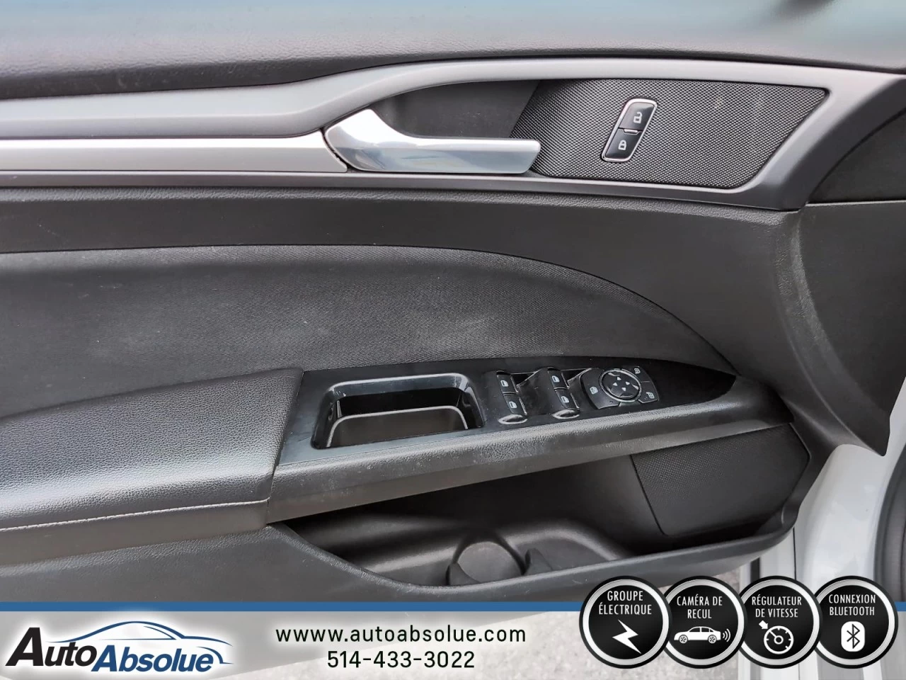 2016 Ford Fusion SE Main Image