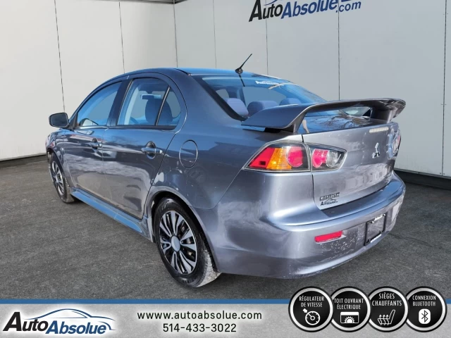 Mitsubishi Lancer SE 2015